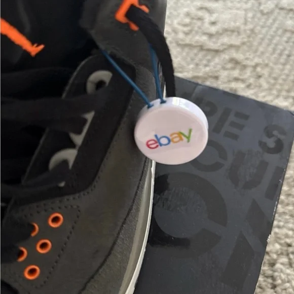 Air Jordan 3 - Picture 5 of 6